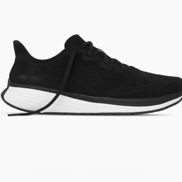 Lane Eight Women's Relay Trainer in Black size us 7 - Picture 2 of 3